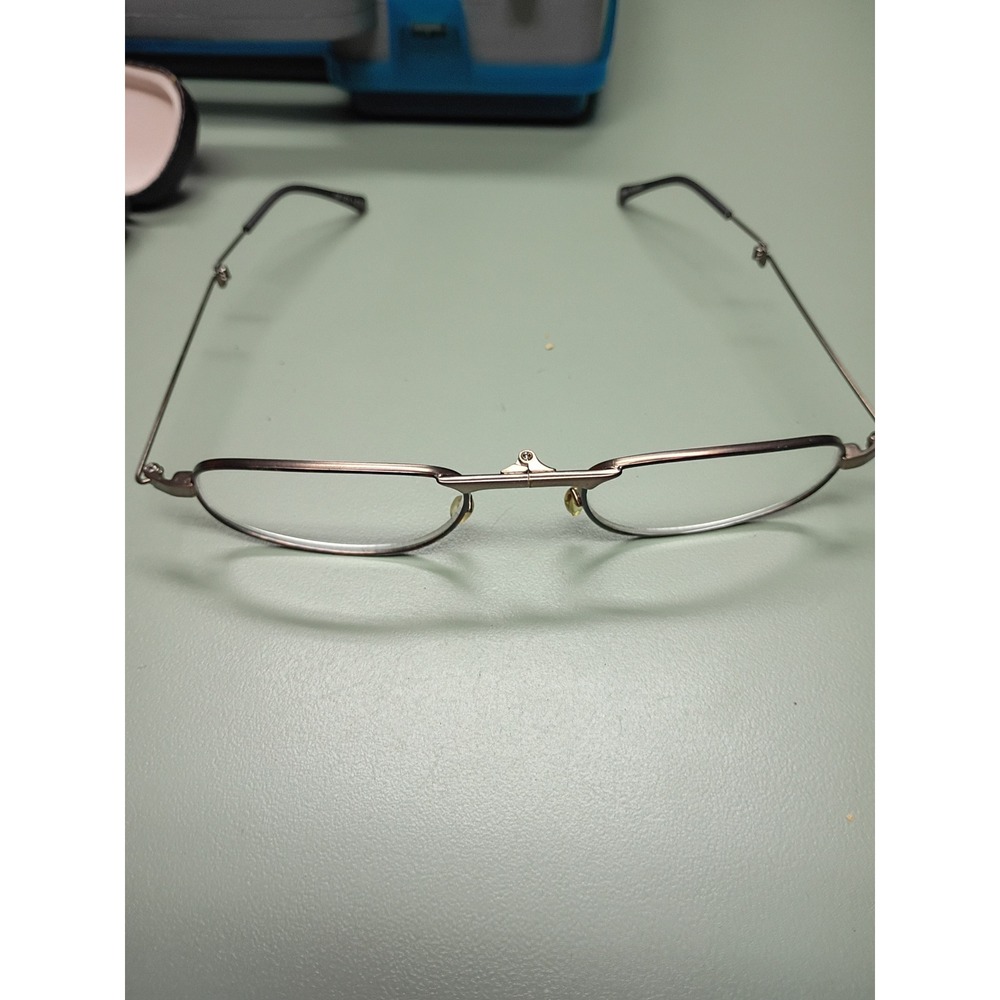 Foster Grant Folding Reading Glasses Gunmetal Metal Oval Frame HO0900 with Case